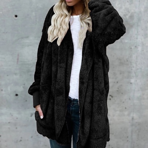 Taupe Sherpa Jacket w/ Front Pockets - Picture 4 of 4